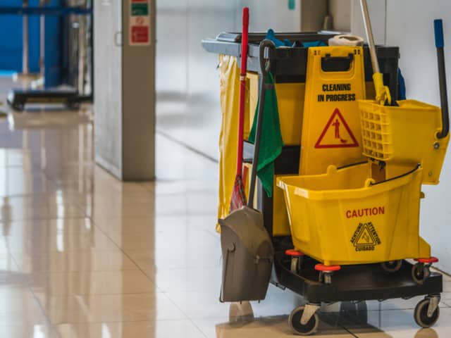Glasgow secondary school cleaning staff rallied at George Square last week. 