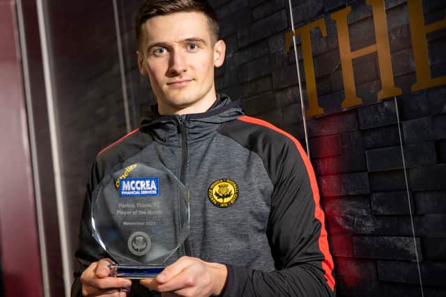 Goalkeeper Jamie Sneddon will extend his stay at Partick Thistle 