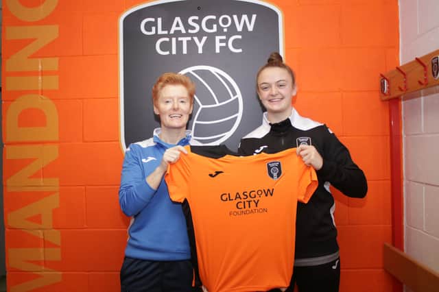 Northern Ireland international Kerry Beattie has become Glasgow City head coach Eileen Gleeson’s first signing