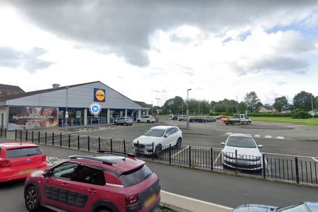 The Lidl in Linthouse.