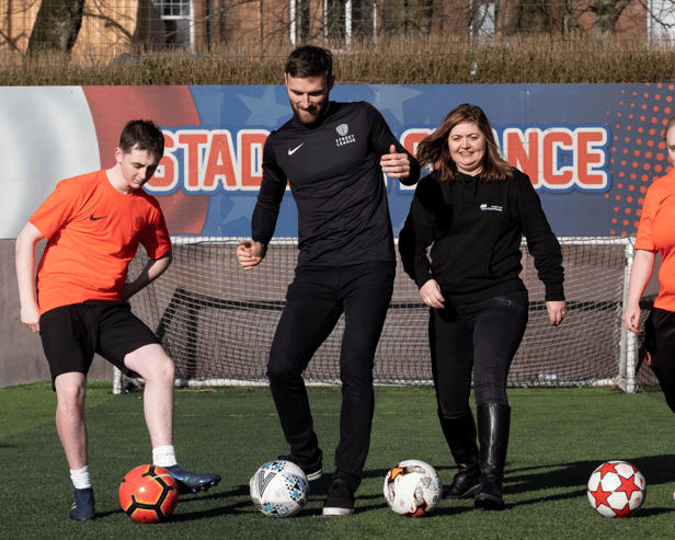 Motherwell defender and Scotland internationalist Stephen O’Donnell attended a Street League session in Shawlands last week