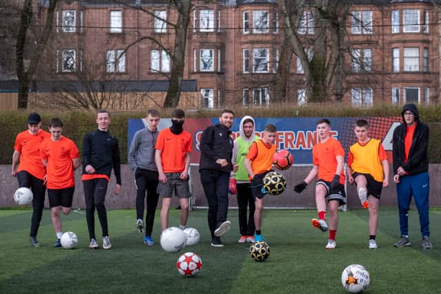 Motherwell defender and Scotland internationalist Stephen O’Donnell attended a Street League session in Shawlands last week
