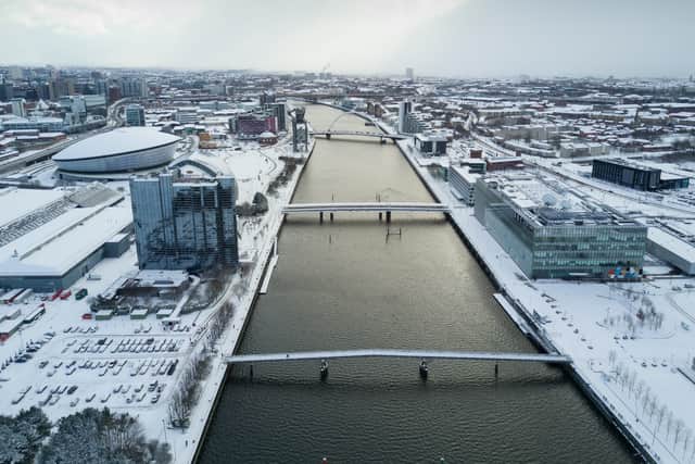 An aerial view of the River Clyde in the snow.  