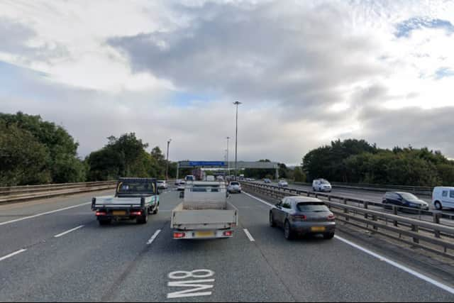 Work is being carried out between junctions 25 and 25A on the M8.