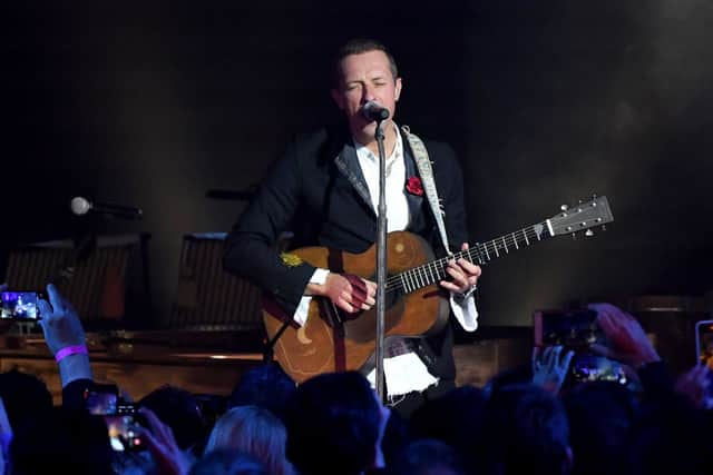 Chris Martin from Coldplay performs at the Natural History Museum on November 25, 2019 in London, England. (Photo by Gareth Cattermole/Getty Images)