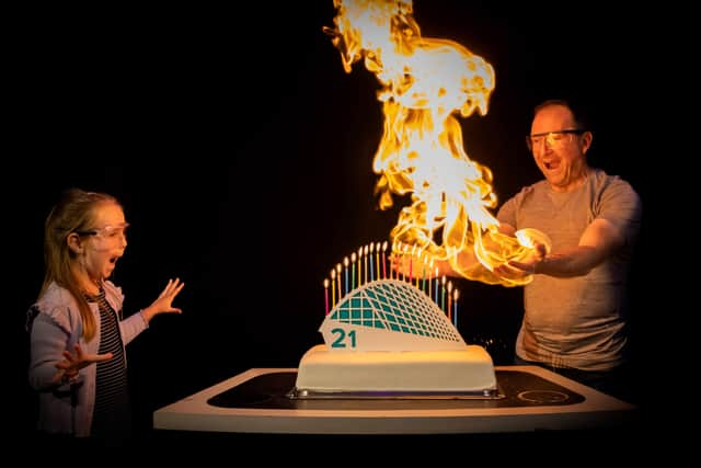 Lara Wallace (5) and Glasgow Science Centre CEO, Stephen Breslin.