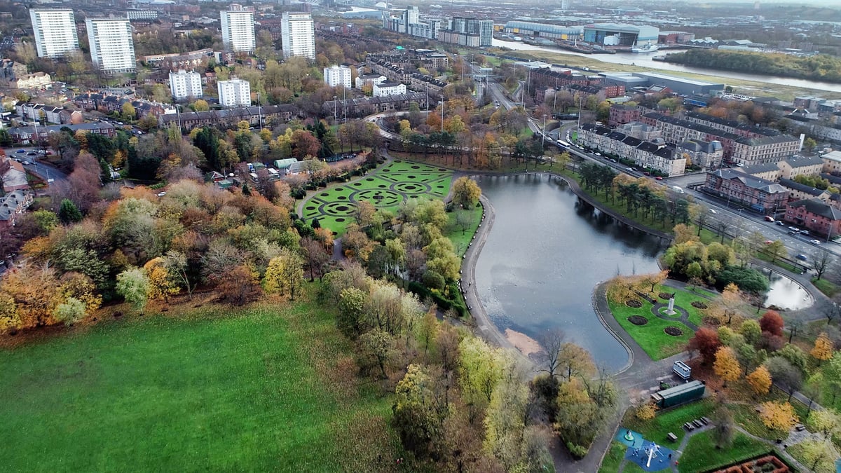 Parks of Glasgow: Council to consider adding more bins to Glasgow parks after concerns raised about litter