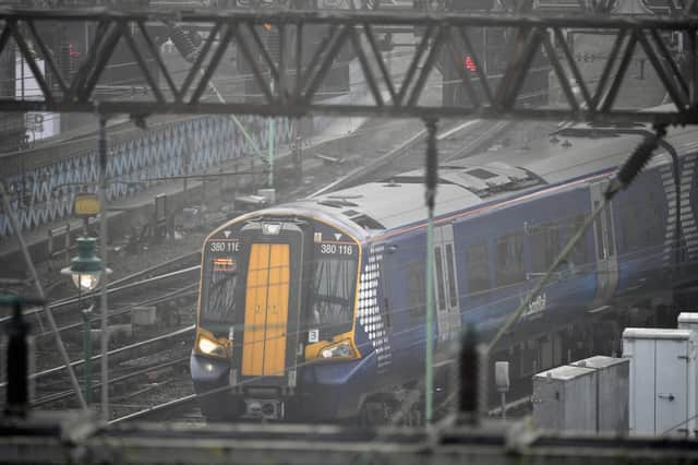 <p>Train services in Glasgow are delayed. </p>