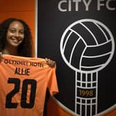 Glasgow City sign South African midfielder Aliyaah Allie (Credit: GCFC x Craig Kelly)