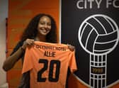 Glasgow City sign South African midfielder Aliyaah Allie (Credit: GCFC x Craig Kelly)