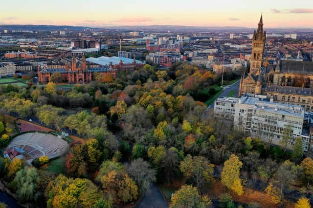 The bust would be installed in Kelvingrove Park.