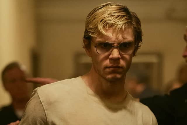 Evan Peters as serial killer Jeffrey Dahmer (Photo: Netflix)