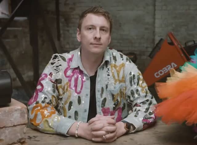 Joe Lycett has donated £10,000 to LGBTQ+ charities (Photo: Joe Lycett / Twitter)