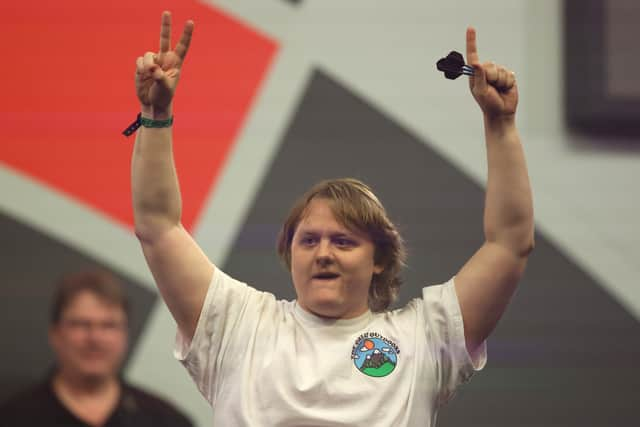  Lewis Capaldi, Scottish singer-songwriter attends the evening session of The Cazoo World Darts Championship at Alexandra Palace on December 16, 2022 in London, England. (Photo by Luke Walker/Getty Images)