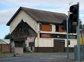 The gutted remains of the Provanmill Inn in 2010 (Pic: Robert Pool)