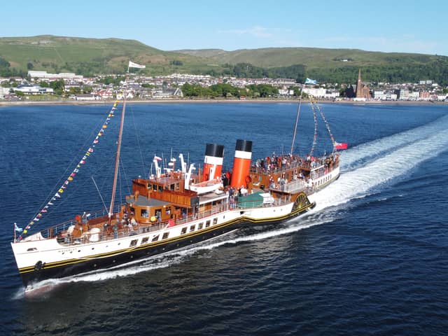 The Waverley sailing down the Firth of Clyde