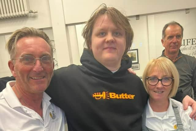 Lewis Capaldi visited The Waterfront on the Fish Quay ahead of his sold-out gig at Newcastle’s Utilita Arena. (Credit: The Waterfront North Shields)