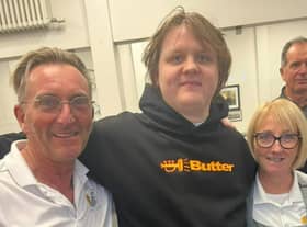 Lewis Capaldi visited The Waterfront on the Fish Quay ahead of his sold-out gig at Newcastle’s Utilita Arena. (Credit: The Waterfront North Shields)