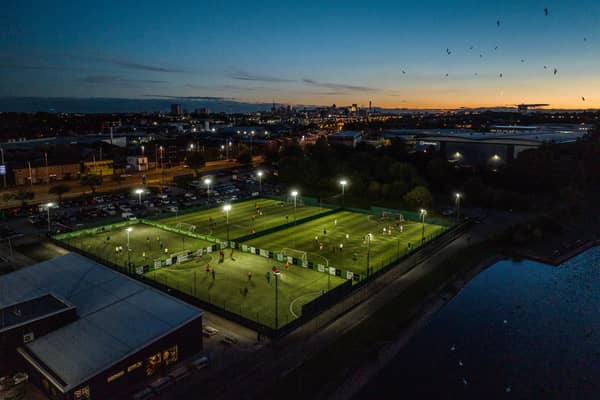 Ladbrokes offers chance to play on Powerleague Glasgow pitches for free