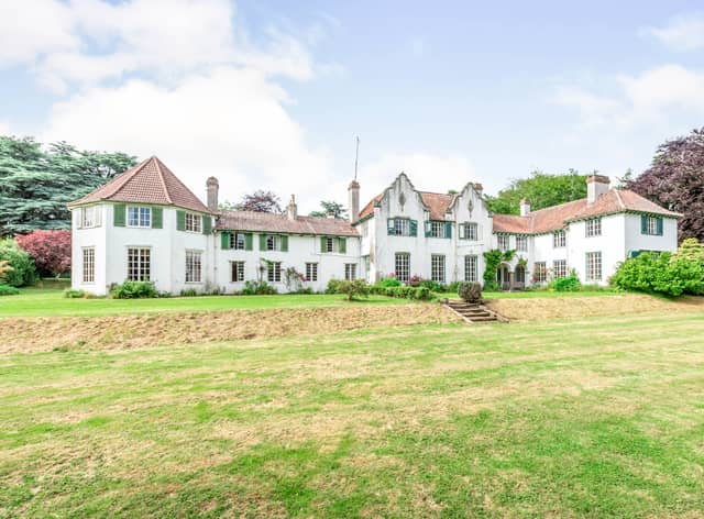 For sale: Rare opportunity to own a 15th-century country house with a ballroom & octagonal dining room