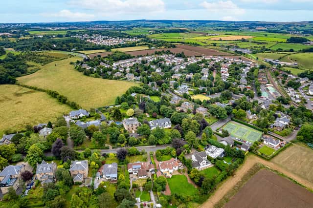 Clarkston is an ideal location to escape Glasgow