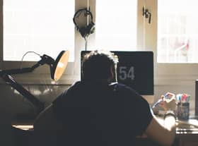 Experts have shared eight handy tips to help people who work from home keep their energy bills down amid the cost of living crisis. As energy prices continue to rocket, thousands of Brits who are still working remotely will be looking for alternative ways to heat their home and save money.