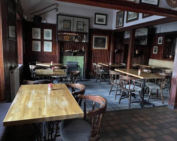 The interior of the Auldhouse Arms in East Kilbride