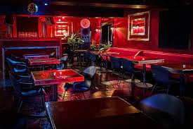 Berkeley Suite can be found just off Sauchiehall Street, if you’re not in the know you might have passed by one night and wondered why so many people were smoking and waiting outside of a Pawnbrokers at 4am. Playing off the Speakeasy vibes, you can find a basement club that is often filled to the brim with characters on any given weekend night