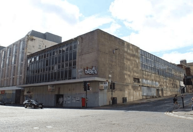The abandoned building next to the former site of Dunnes will be redeveloped into an 'Aparthotel’