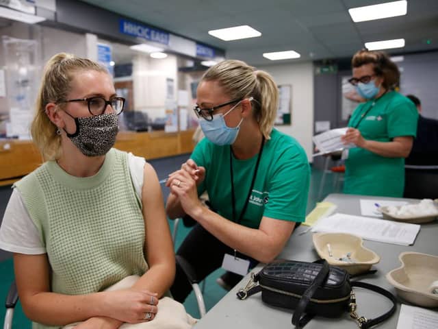 People who have been fully vaccinated can still transmit the Delta variant (Photo: Getty Images)