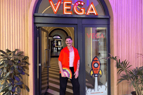 Dan Glendenning visited VEGA for an exclusive viewing party of his appearance on ‘I kissed a boy’