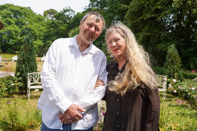 Elisabeth and Reg Price.