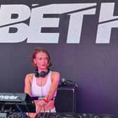 DJ BETH