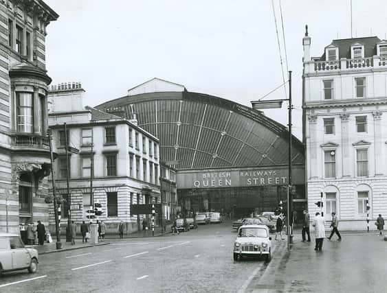 The entrance to Queen Street station pictured from George Square in 1963. 
