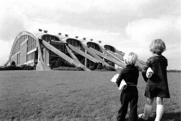 East Kilbride is one of Scotland's best known towns just outside of Glasgow. These are old pictures which show the changing face of East Kilbride. 