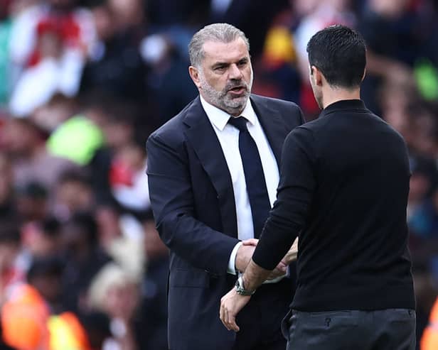Ange Postecoglou shaking Mikel Arteta's hand ahead of Tottenham vs Arsenal