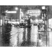 A rainy night on Argyle Street in 1960