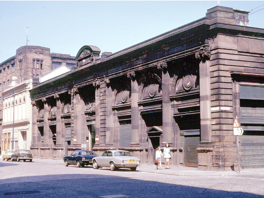 The corner of Bell Street and Albion Street captured in August 1975. The corner is now home to O'Neills. 