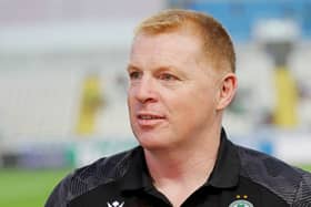 Neil Lennon has returned to football management by joining Rapid Bucharest in Romania.