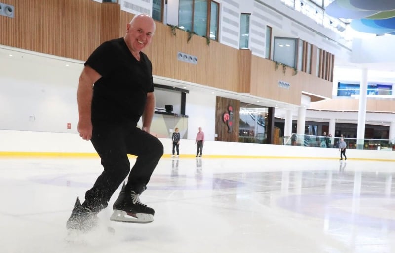 It's a well known fact that everyone from East Kilbride can ice skate.