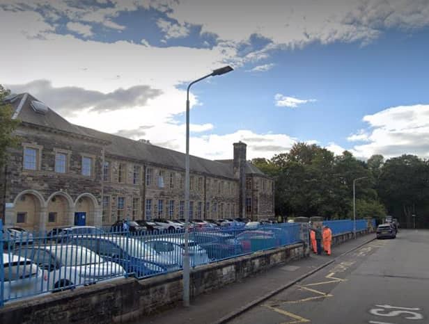 Dalziel is a secondary school in Motherwell, North Lanarkshire.
In the 2022/23 school year, it also had 63% of its students attain five or more Highers.