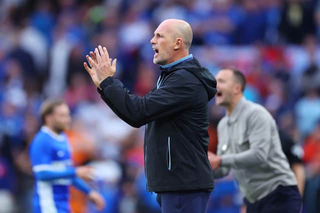 Philippe Clement, manager of Rangers issues instructions to his players