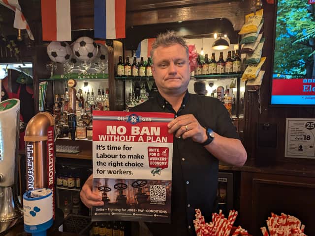 The Wig bar in Aberdeen supporting Unite The Union's campaign