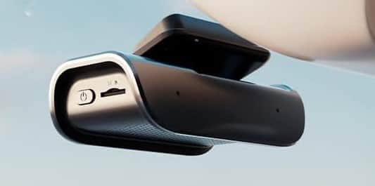 The front camera is discreet enough to hide behind the rear-view mirror