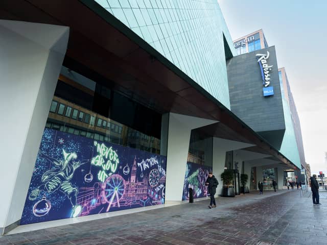 Radisson Blu Glasgow showcased the mural this week