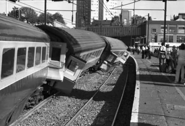 The train derailment of 1986 at Motherwell Train Station