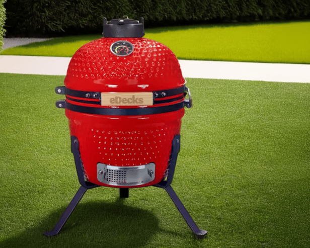 This Kamado-style ceramic charcoal grill is now just £99