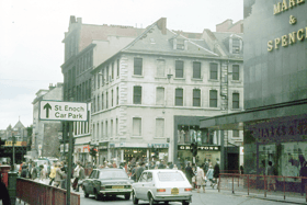 A snapshot of Glassford Street back in the day. 