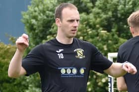 Graham Gracie has agreed a one-year deal with Bellshill Athletic from local rivals Lanark United