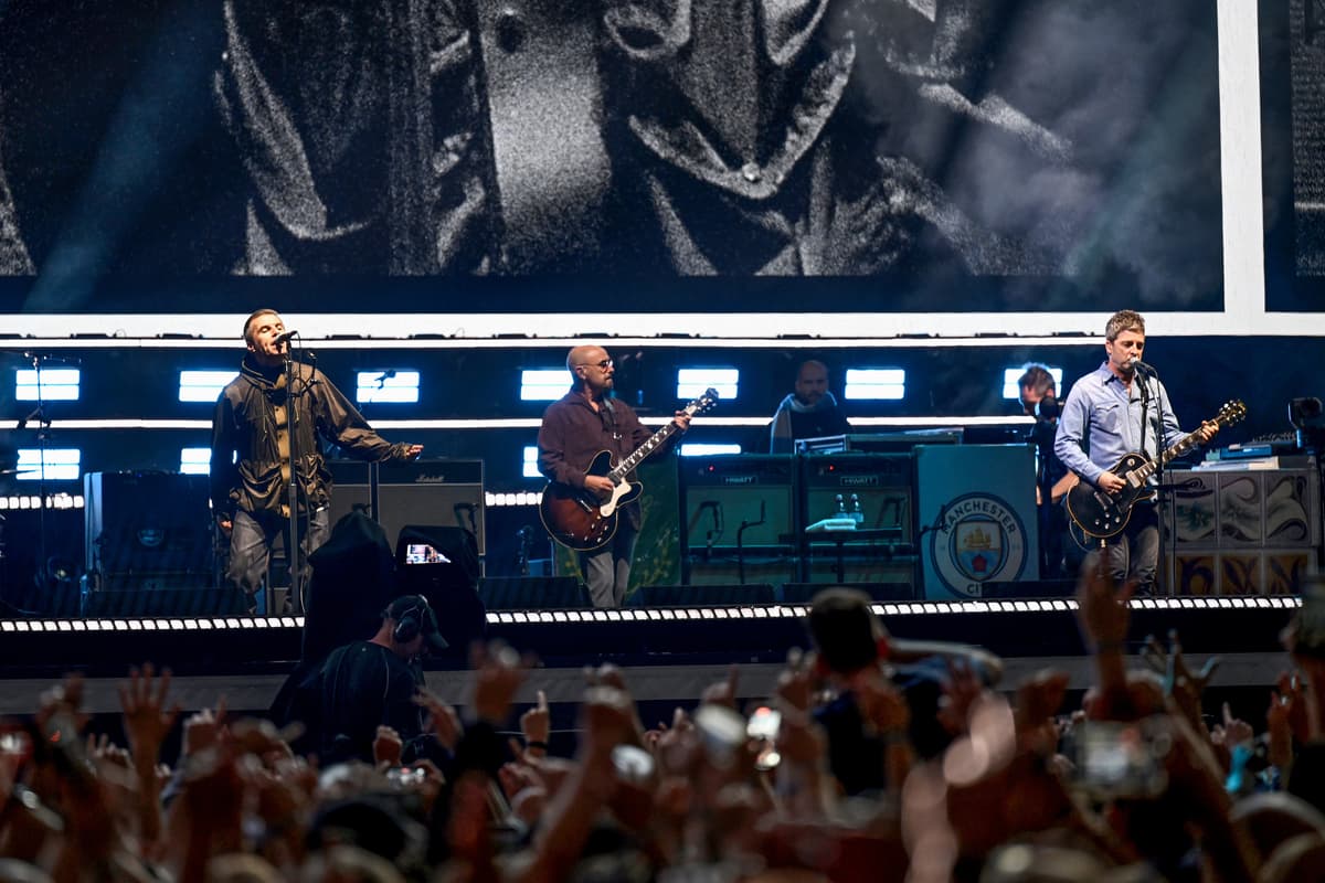 What Oasis have said about their memories and love of Glasgow
